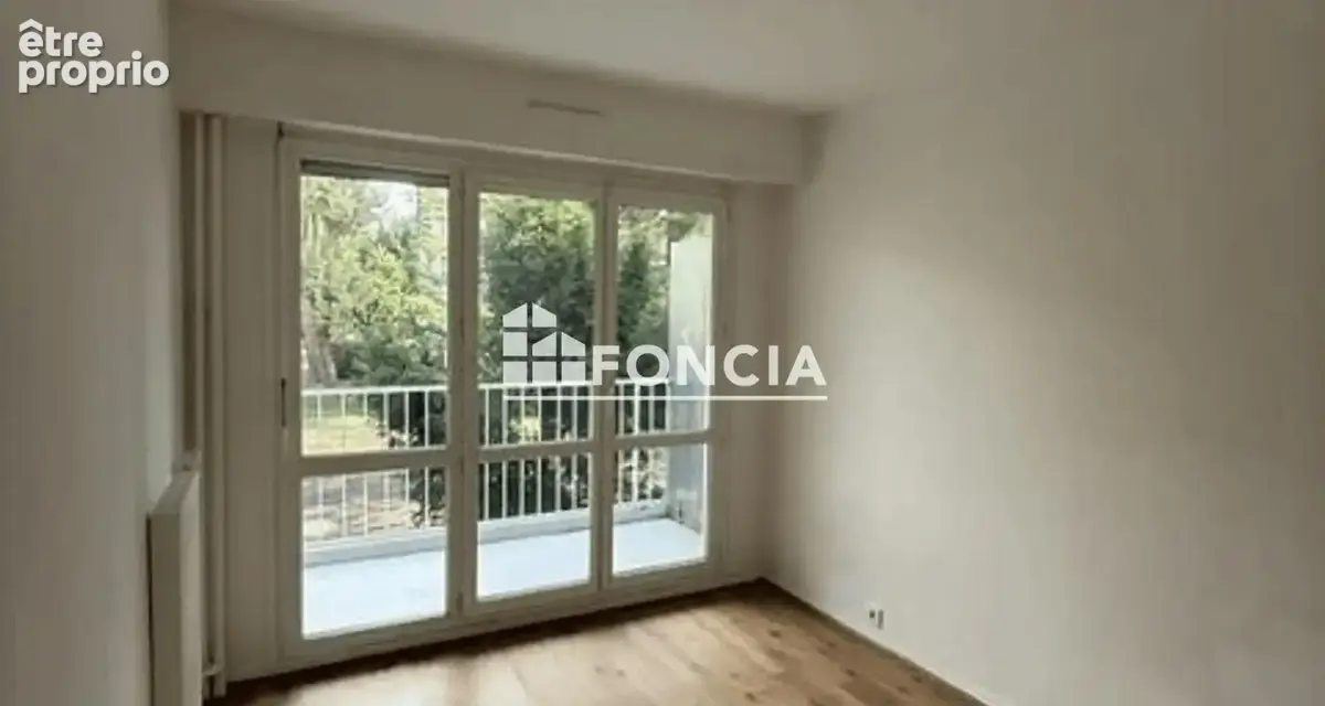 Appartement à vendre deux pièces balcon-parking-cave  À 800 m du RER A de Bry-sur-Marne - photo 3