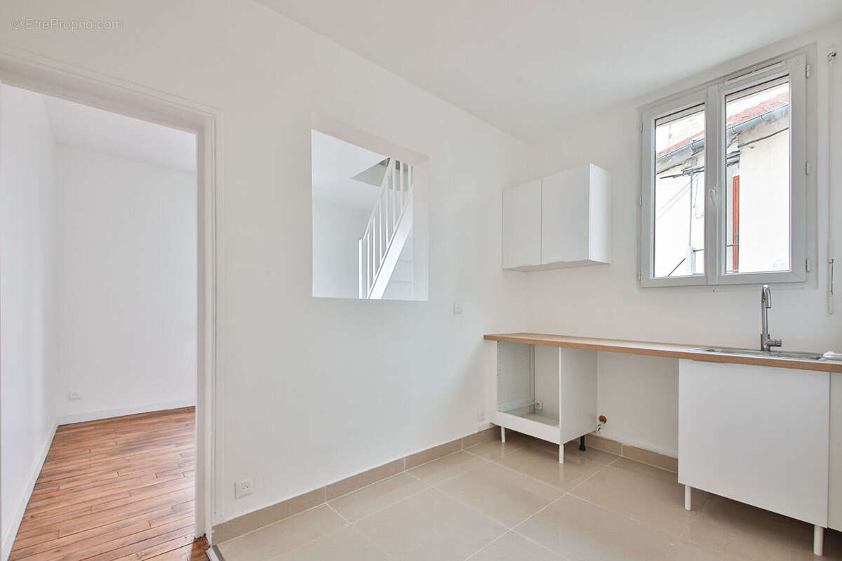 Appartement à NANTERRE
