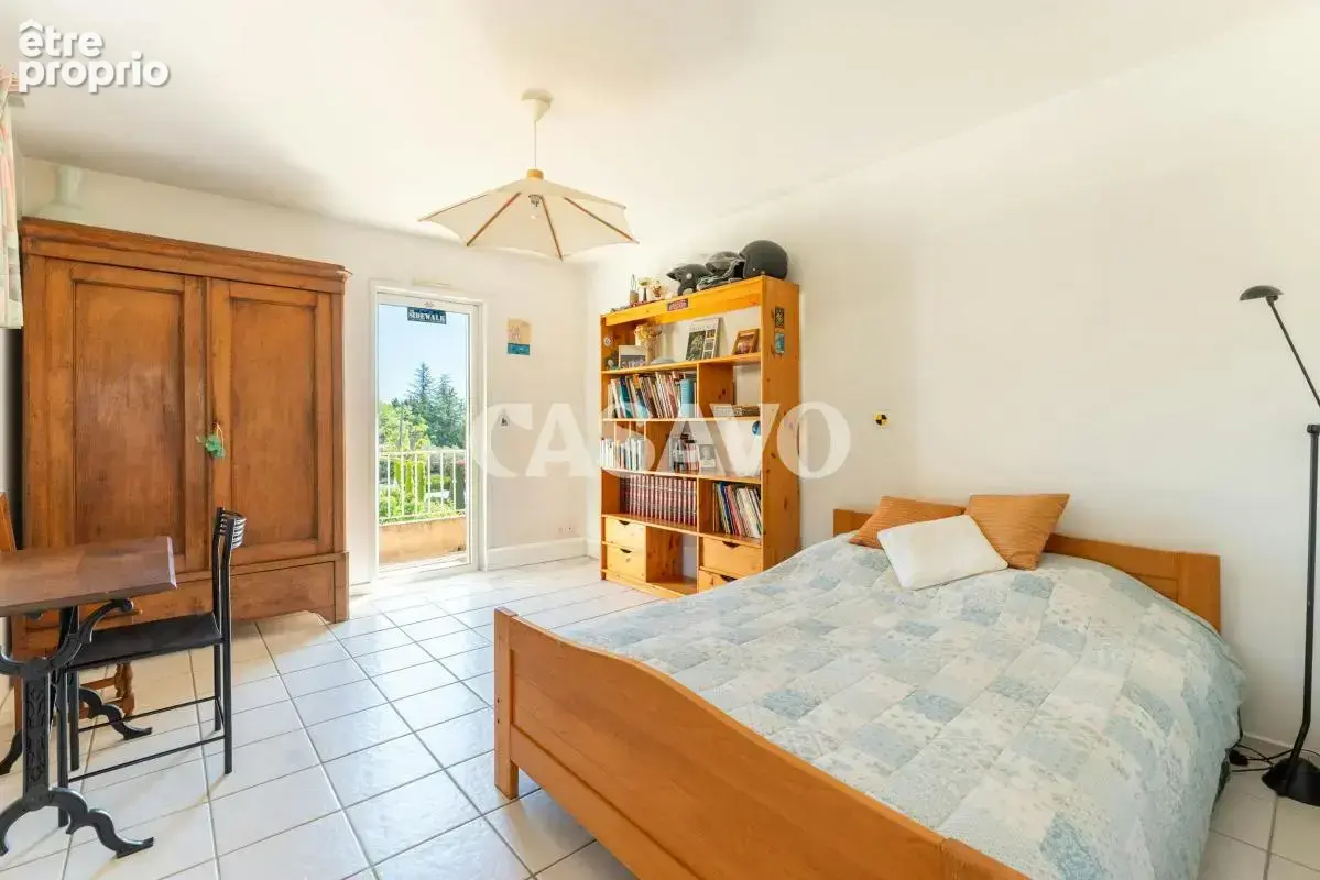 Vente Maison 6 pièces de 180m² - 13590 Meyreuil - photo 17