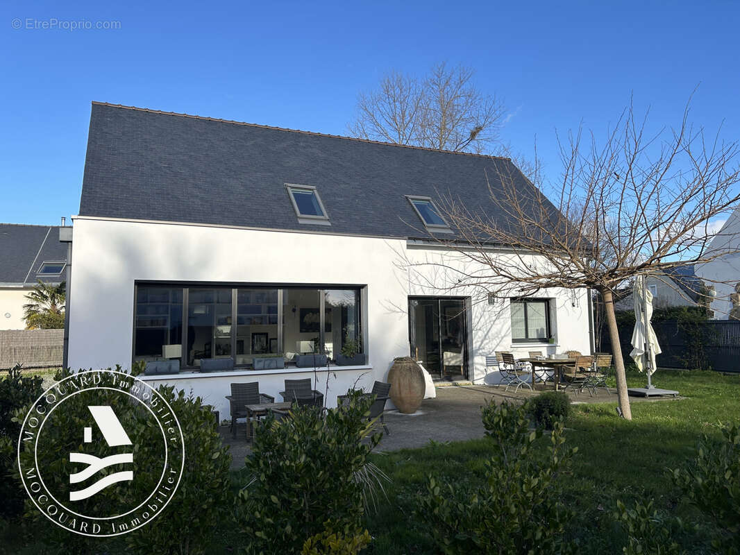 Maison à LOCMARIAQUER