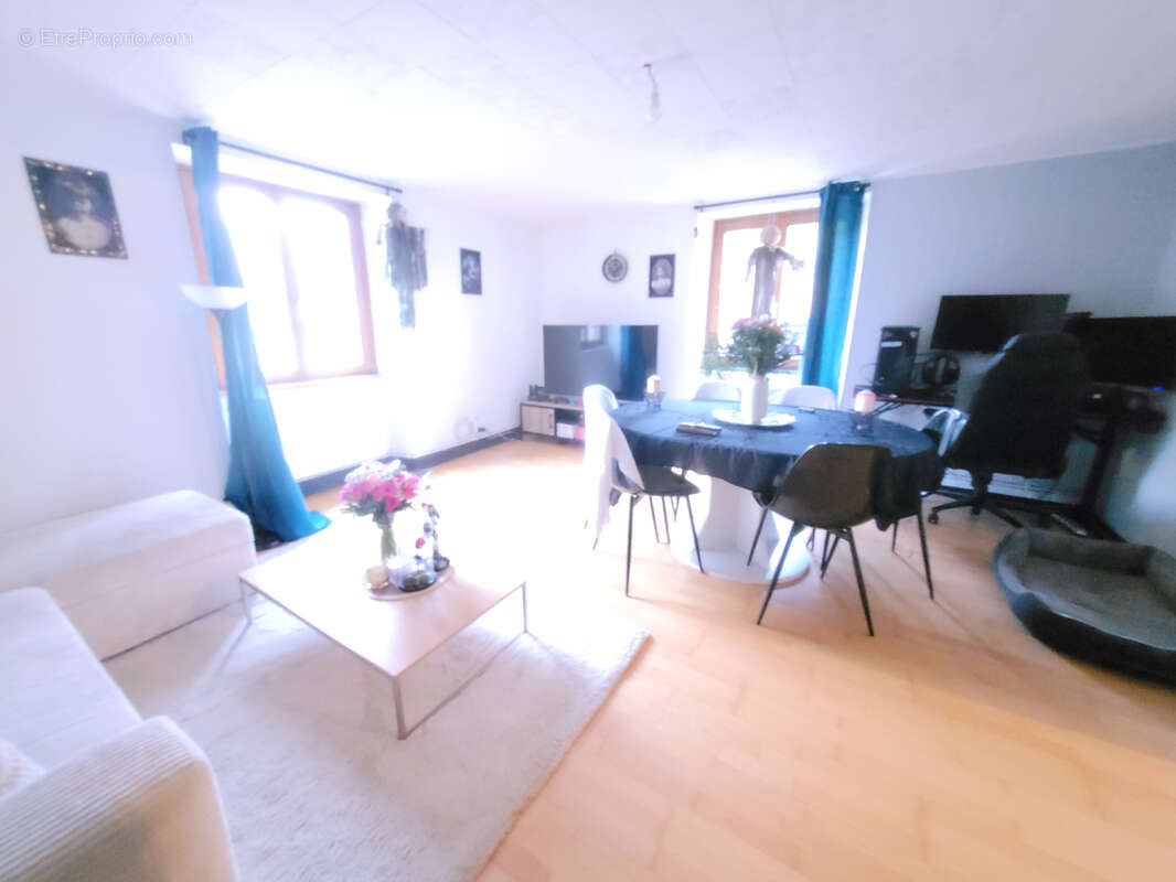 Appartement à METZERAL