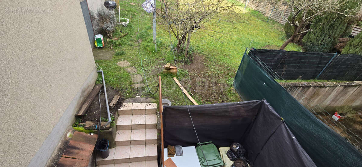 Maison à SAINT-AMAND-EN-PUISAYE