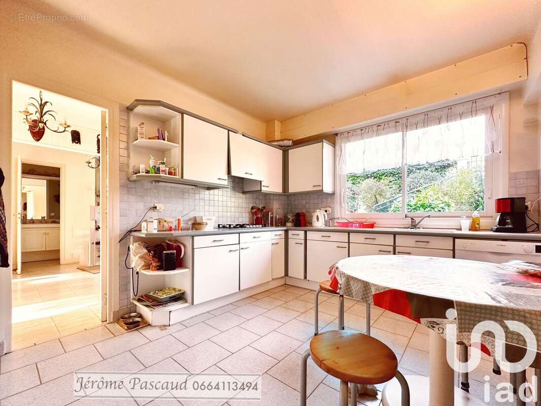 Photo 8 - Maison à RUEIL-MALMAISON