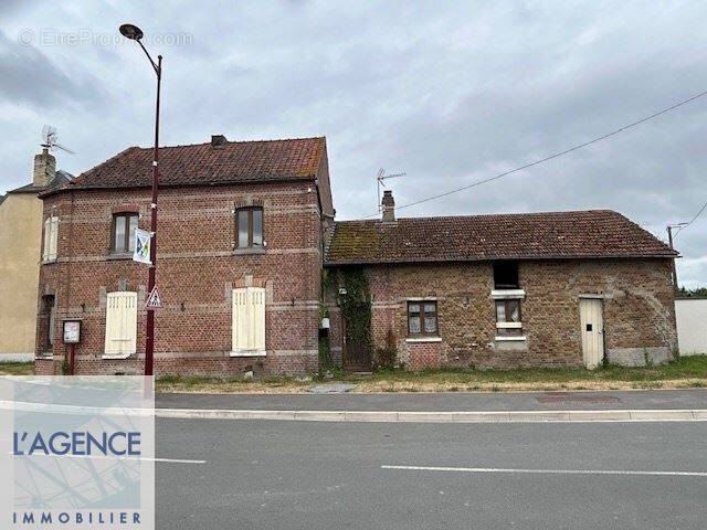 Maison à COUCY-LES-EPPES
