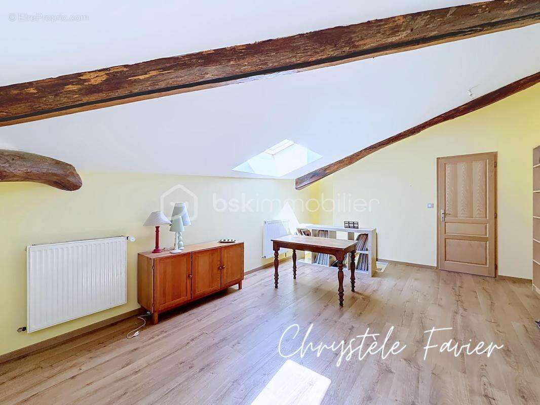 Maison de village 4 p + cuisine de 133 m2 - jardin 220 m2  - charme et confort - photo 8