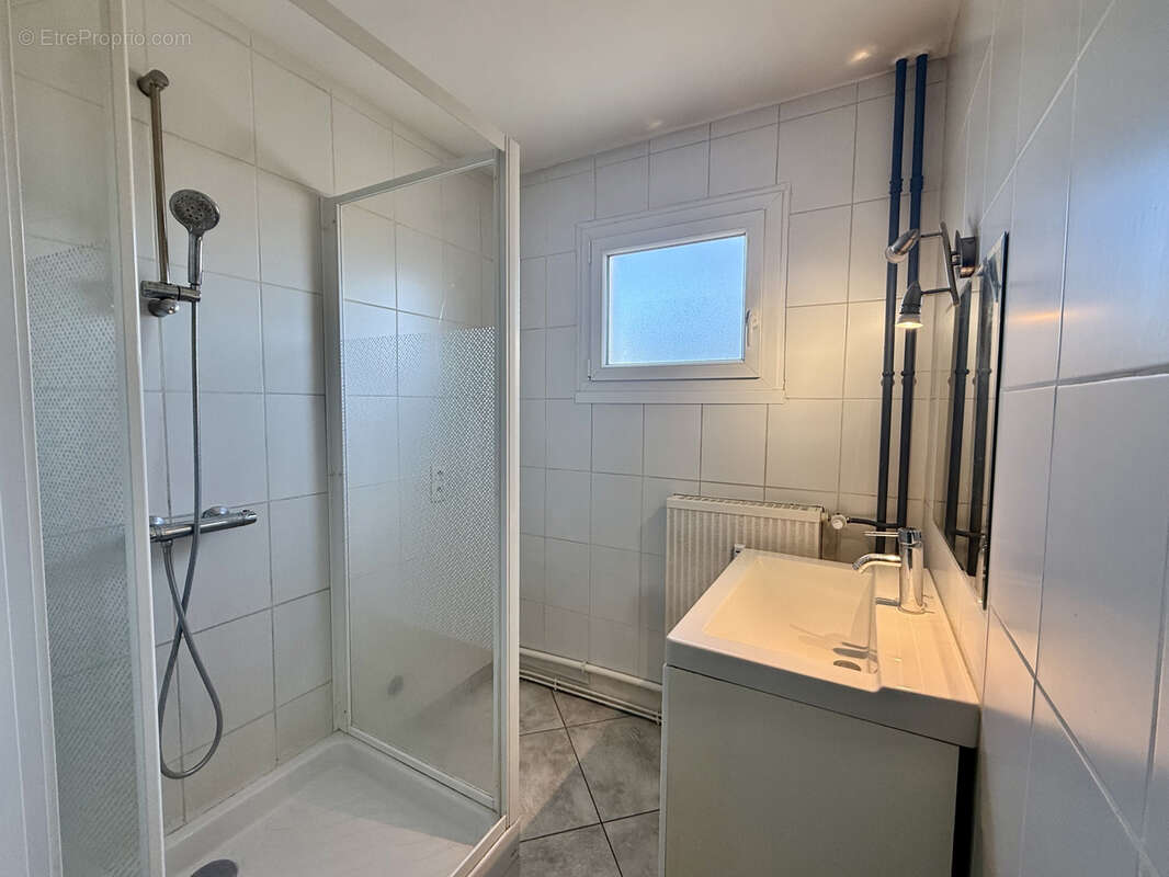 Appartement à ROMANS-SUR-ISERE