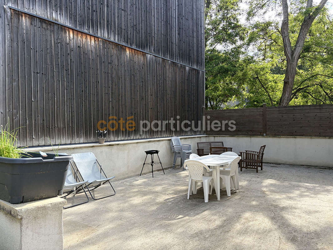 Appartement à SAINT-REMY-LES-CHEVREUSE