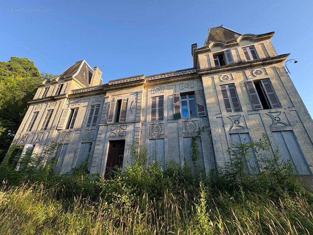 Maison à SAUVETERRE-DE-GUYENNE
