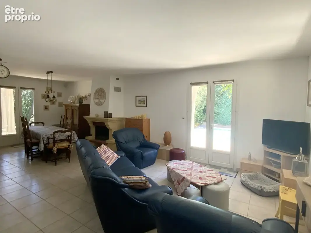 Charmante villa de plain pied avec piscine. - photo 9