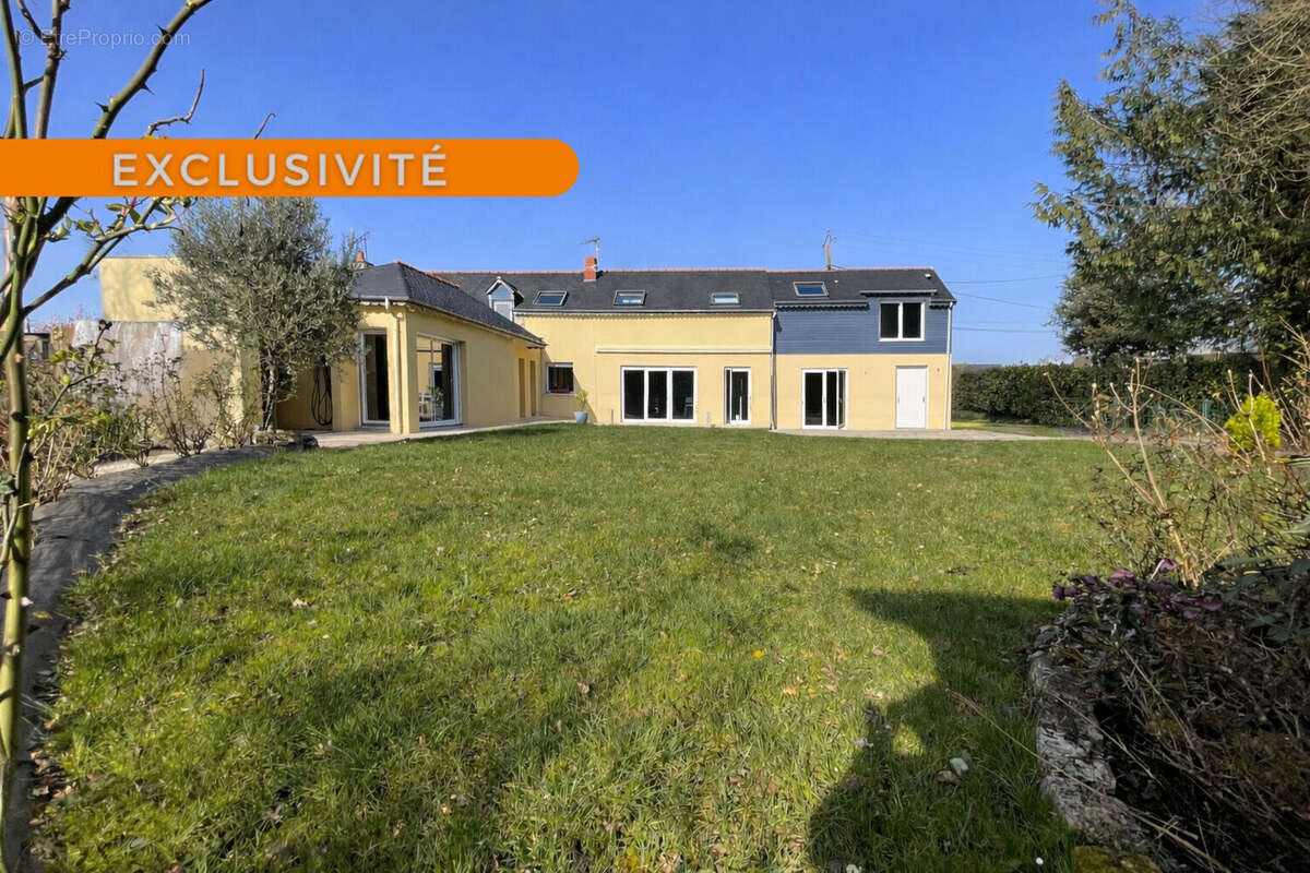 Maison à LA MEZIERE