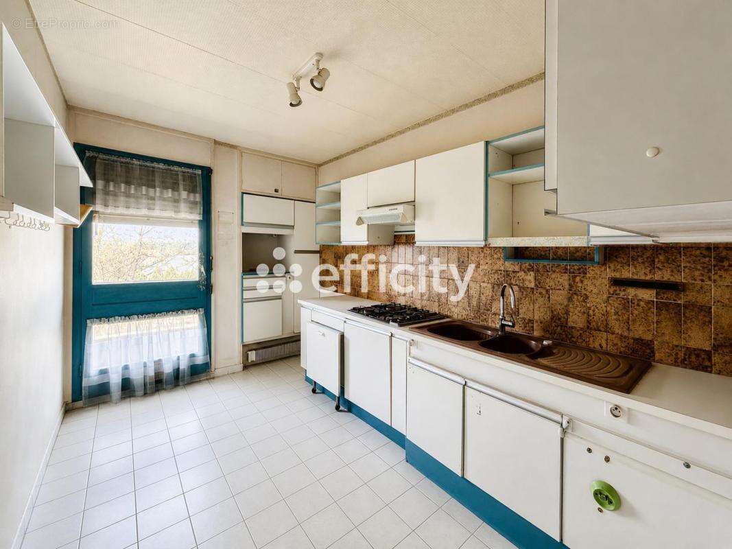 Appartement à LIMEIL-BREVANNES