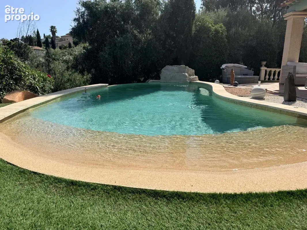 Maison à vendre 4 pièces LES ISSAMBRES (83) - photo 9
