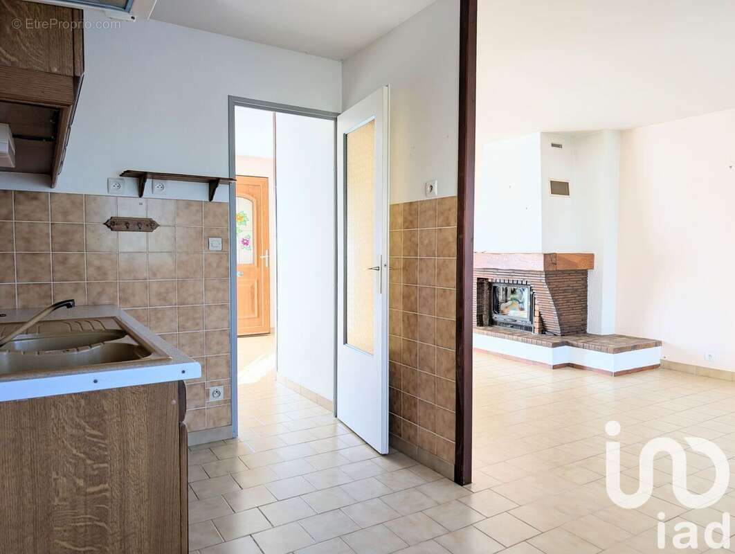 Photo 7 - Maison à GY-LES-NONAINS