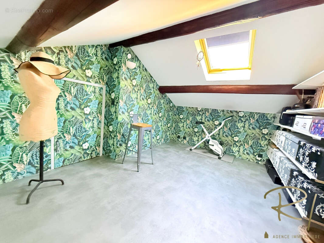 Maison à ROCHEGUDE