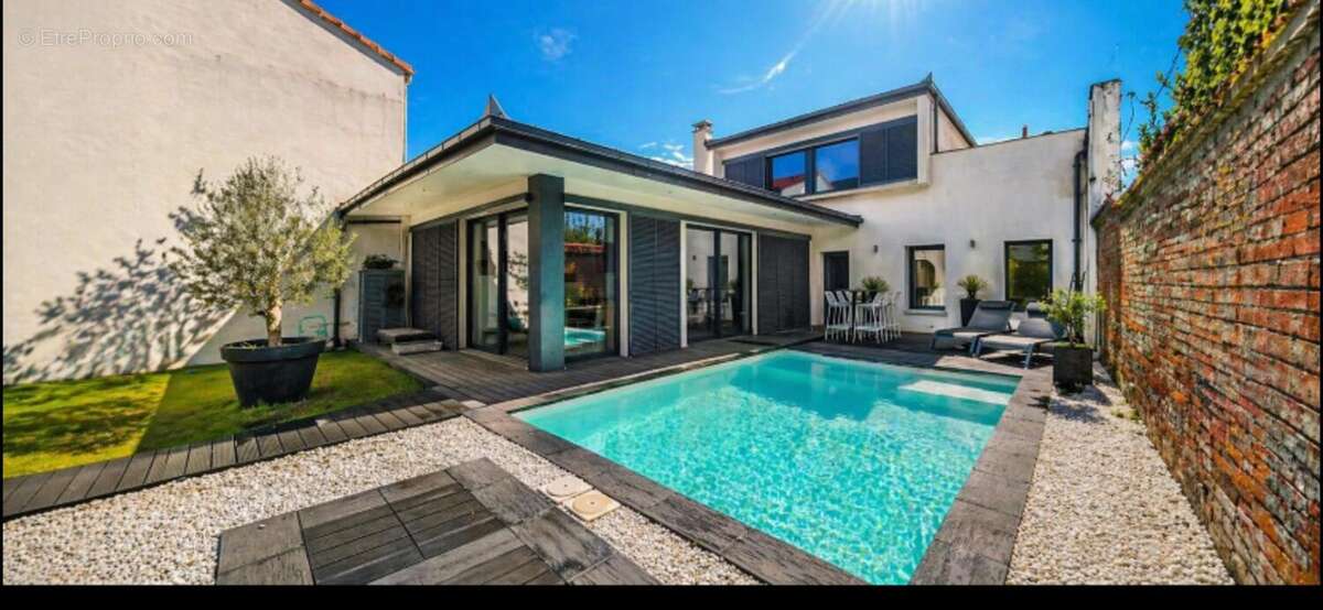 Villa Contemporaine - Bas Guilhemery - photo 2