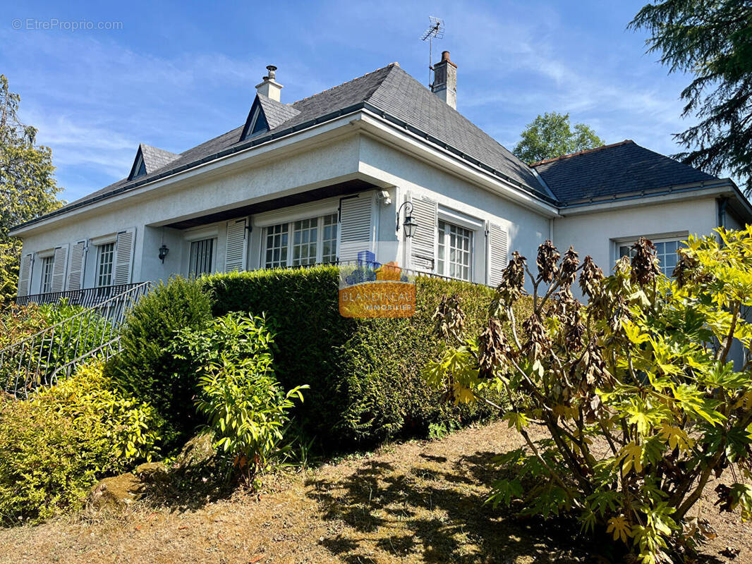 Maison à BOUGUENAIS