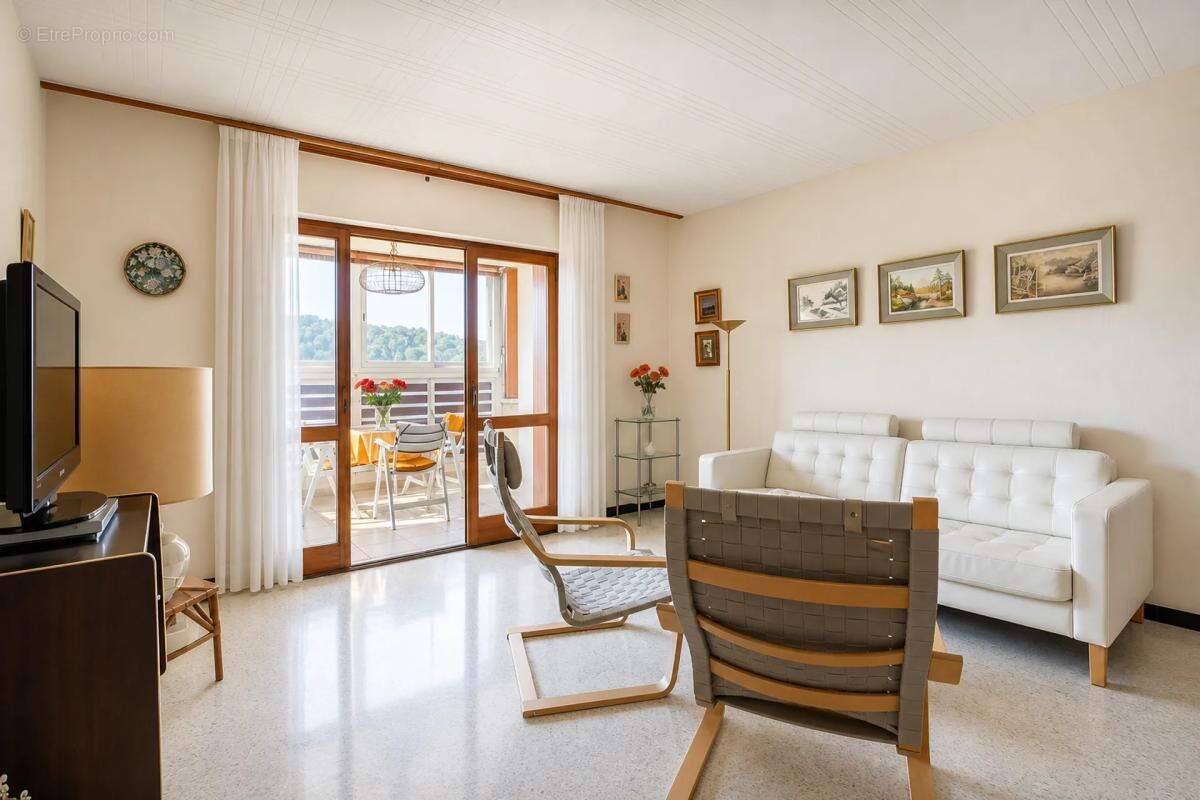 Appartement de 3 pièces de 69 m² à La Valette-du-Var - photo 2
