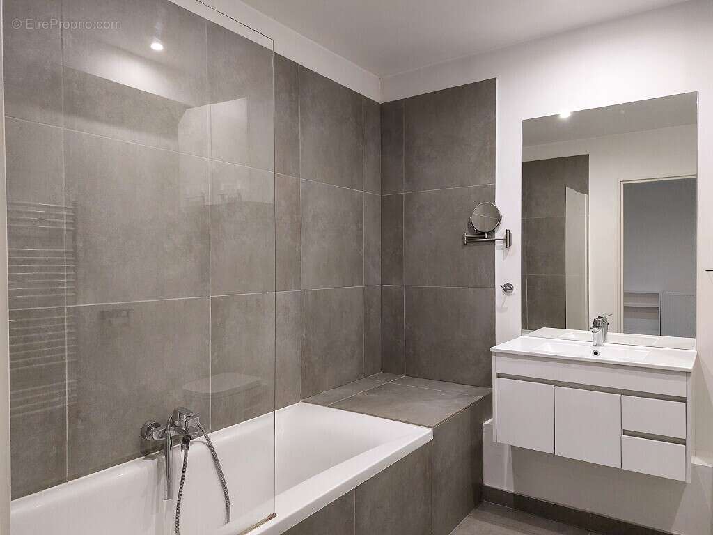 Appartement à QUINCY-SOUS-SENART