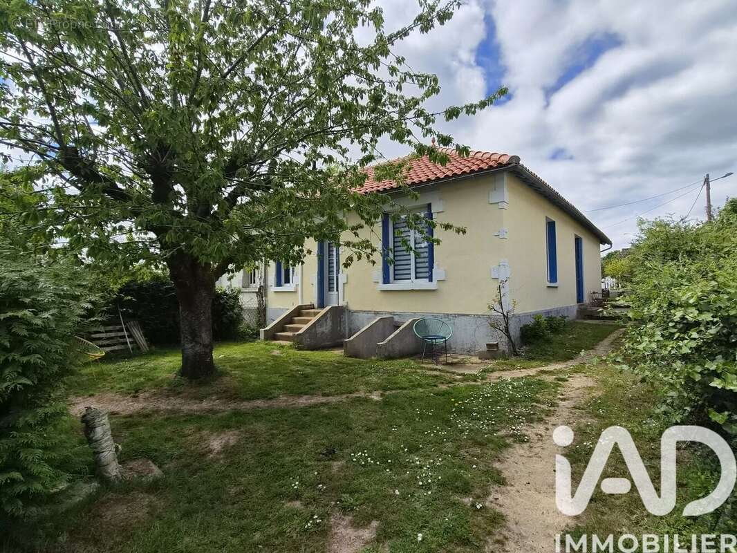 Photo 4 - Maison à MELLE
