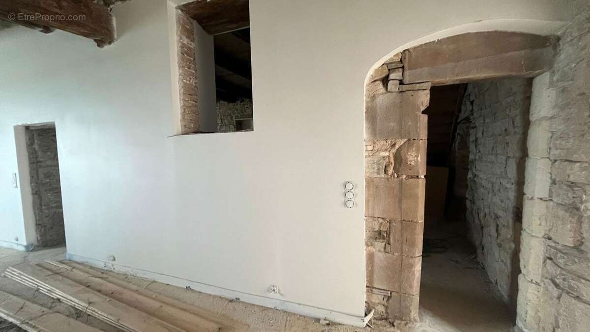 Appartement à CORDES-SUR-CIEL