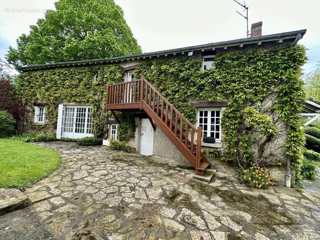 Maison à BU