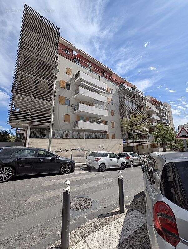 Appartement à MARSEILLE-15E