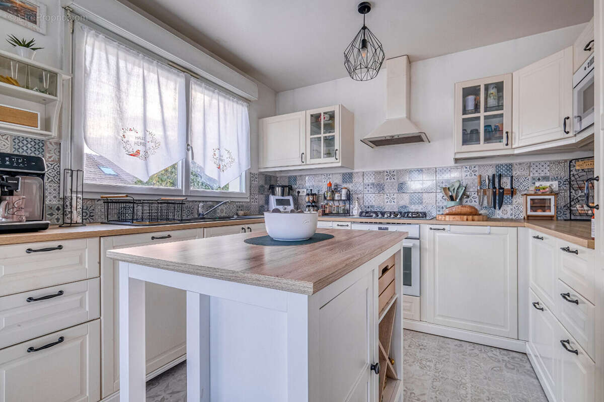 Maison à MITRY-MORY