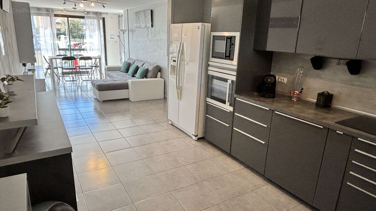 Appartement à CANDILLARGUES