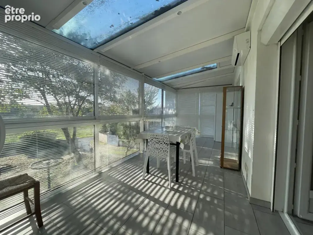 Maison 3 chambres - Grand jardin arboré et sous-sol complet - photo 5