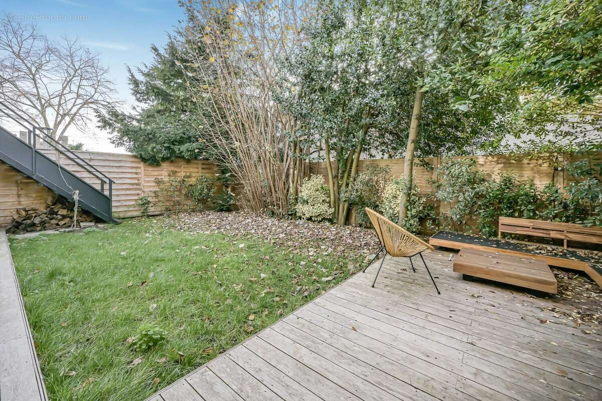 Appartement à SURESNES