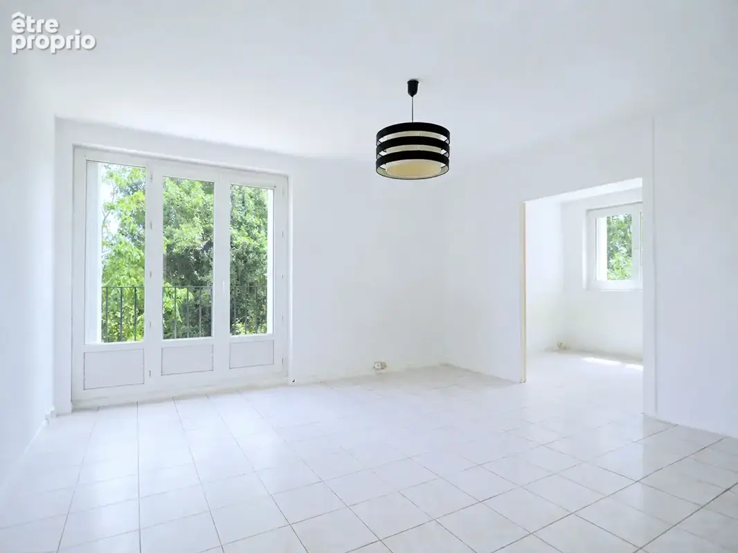 Appartement 3 pièces 57 m² Village de Carrières-sous-Poissy - photo 2