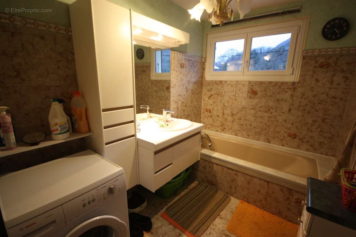 Maison à vendre 5 pièces de 135 m² sur terrain de 723 m² SAINT RAMBERT EN BUGEY (01) - photo 16