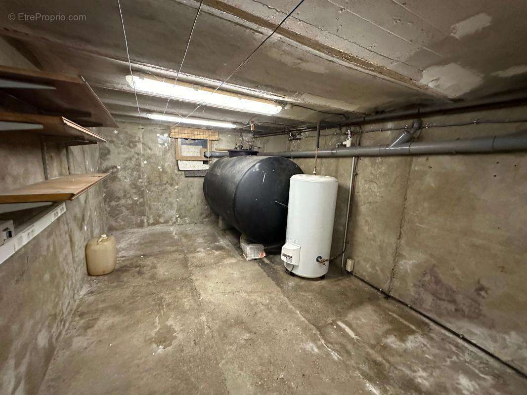 Maison à ISLES-LES-MELDEUSES