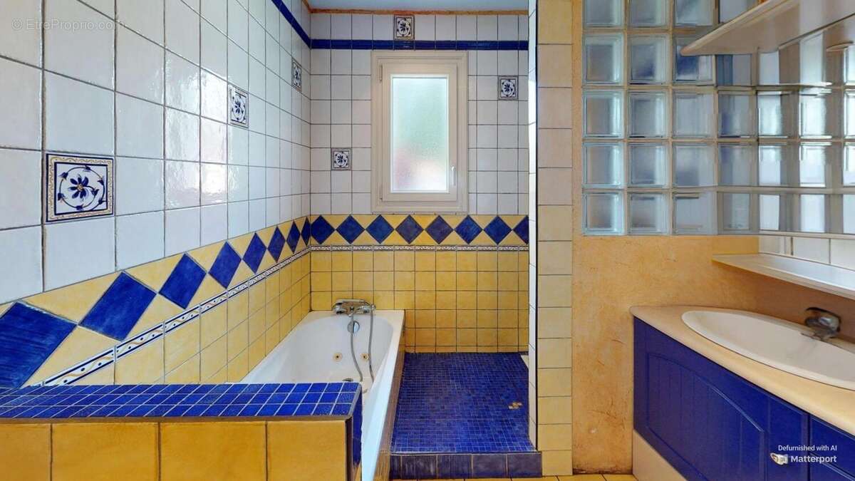 Photo 6 - Maison à VOUILLE