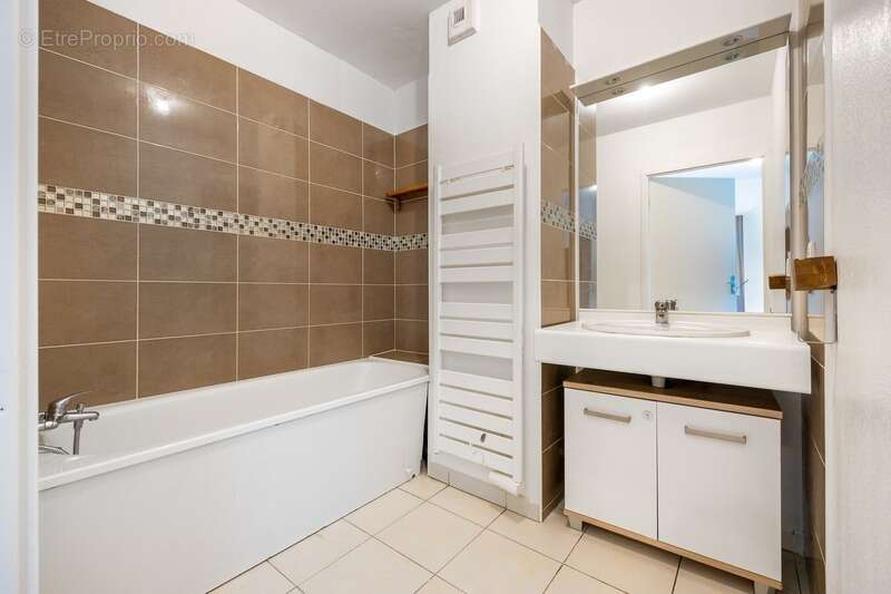 Appartement à MARSEILLE-14E
