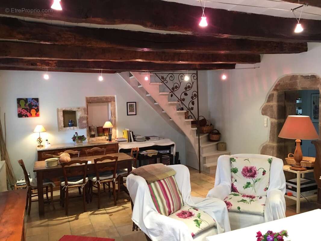 Maison à ITZAC