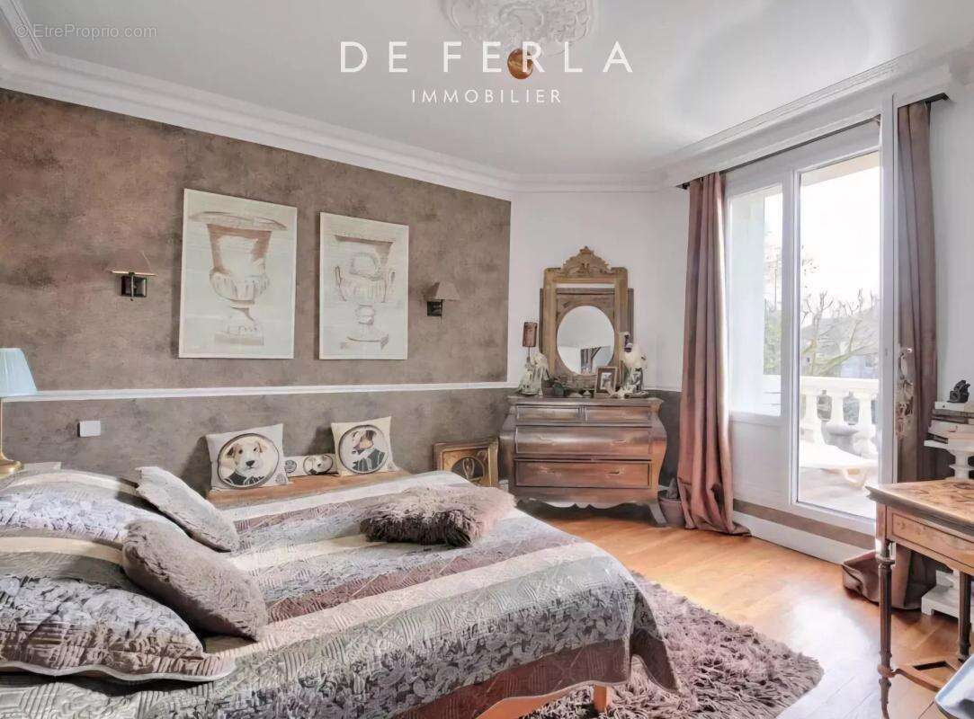 Maison à SAINT-MAUR-DES-FOSSES