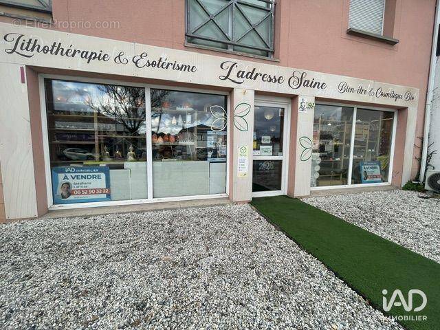 Photo 1 - Commerce à VILLENAVE-D'ORNON