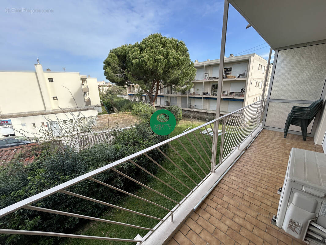Appartement à SIX-FOURS-LES-PLAGES