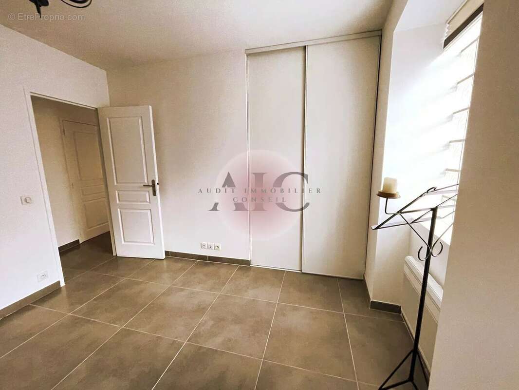 Appartement à FAYENCE