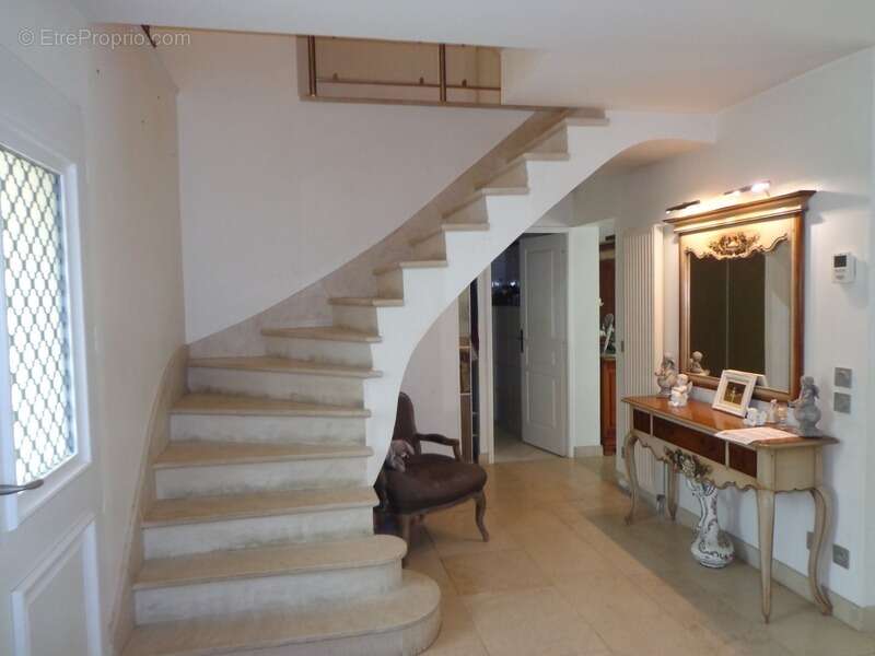 Maison à PONT-SAINTE-MAXENCE