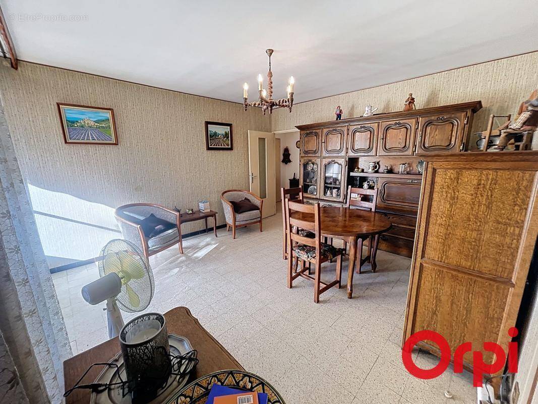 Appartement à MARSEILLE-12E