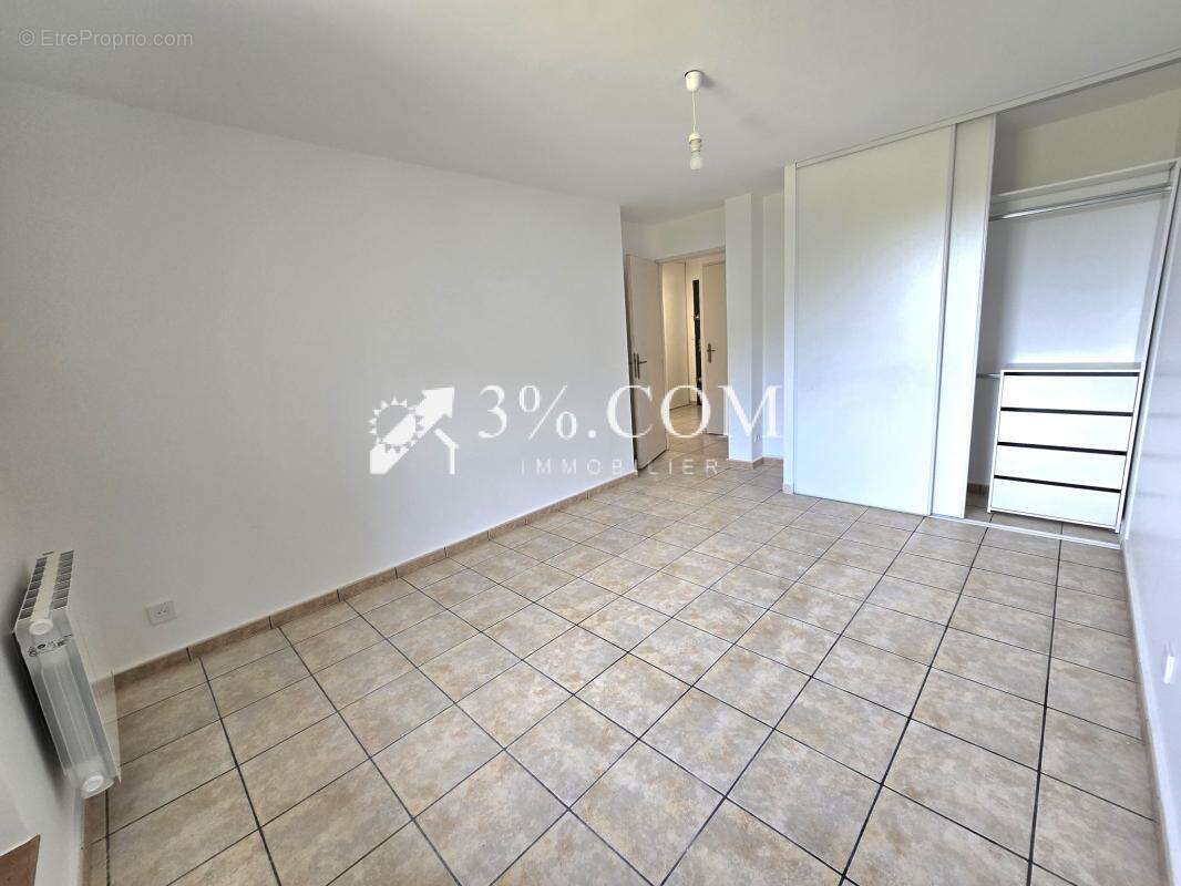 Appartement de 90m2 et 2 chambres - terrasse avec vue panora - photo 6