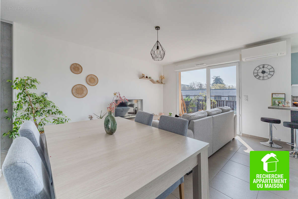 Appartement à SAINT-PRIEST