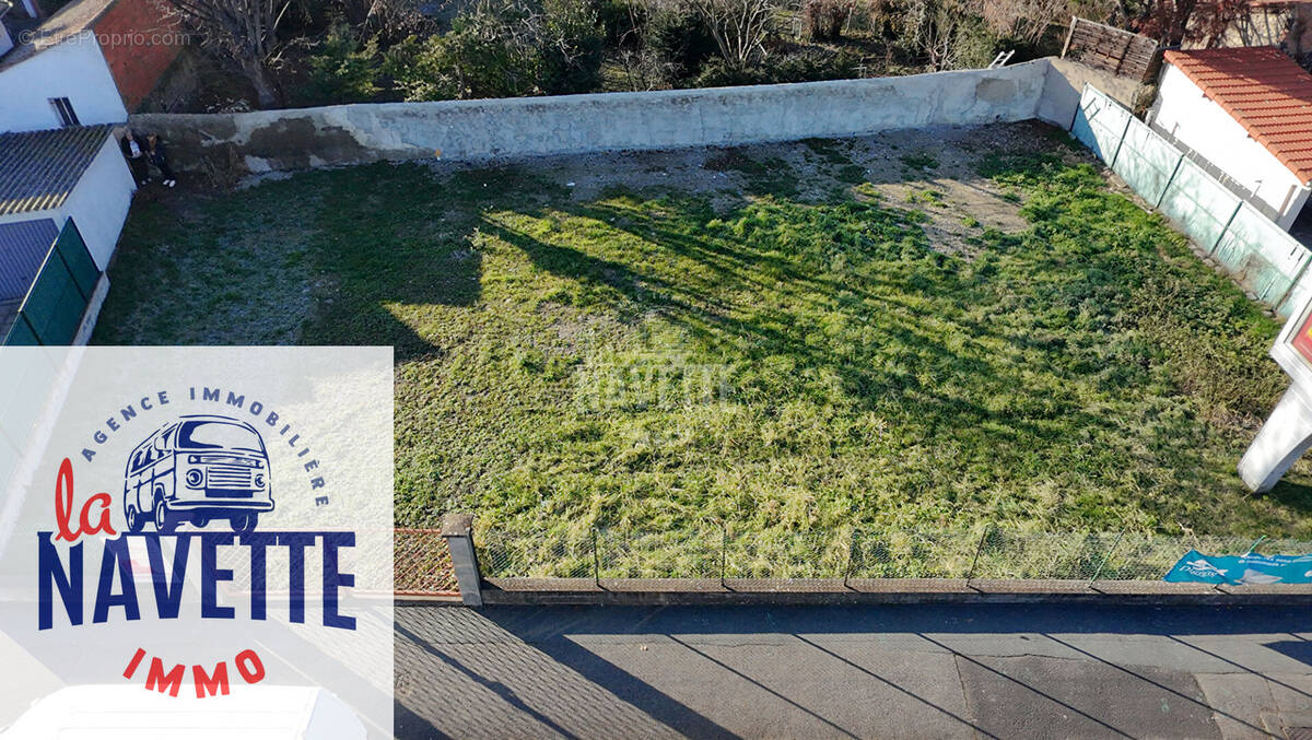 Terrain à CLERMONT-FERRAND