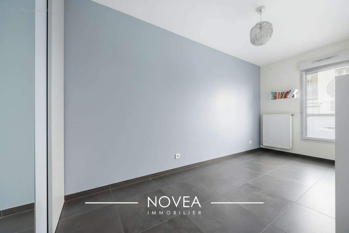 Commerce 120 m² à Villeurbanne  - photo 5
