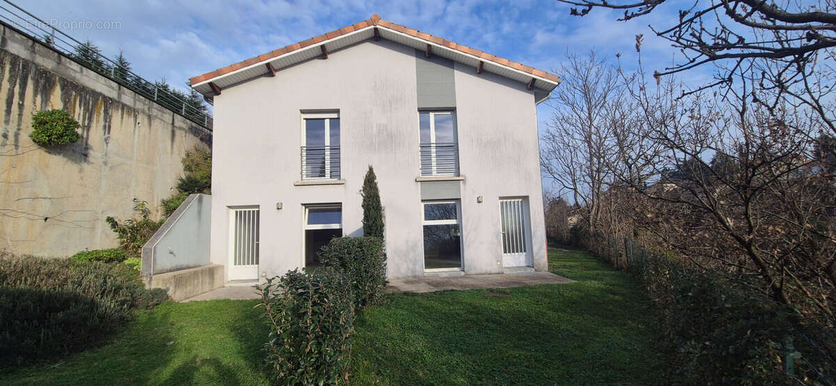 Appartement à SEYSSUEL