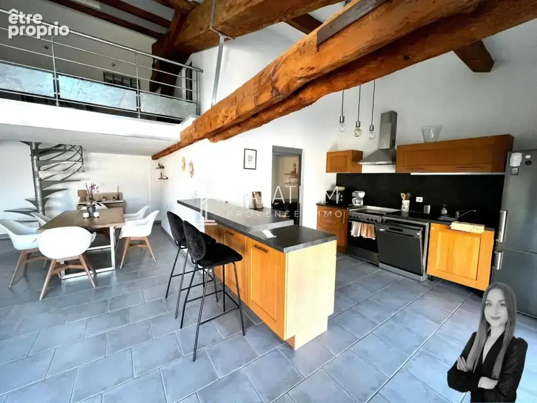 Saint-chamas – loft t3 de 103 m² avec garage de 54 m² – sur le port - photo 4