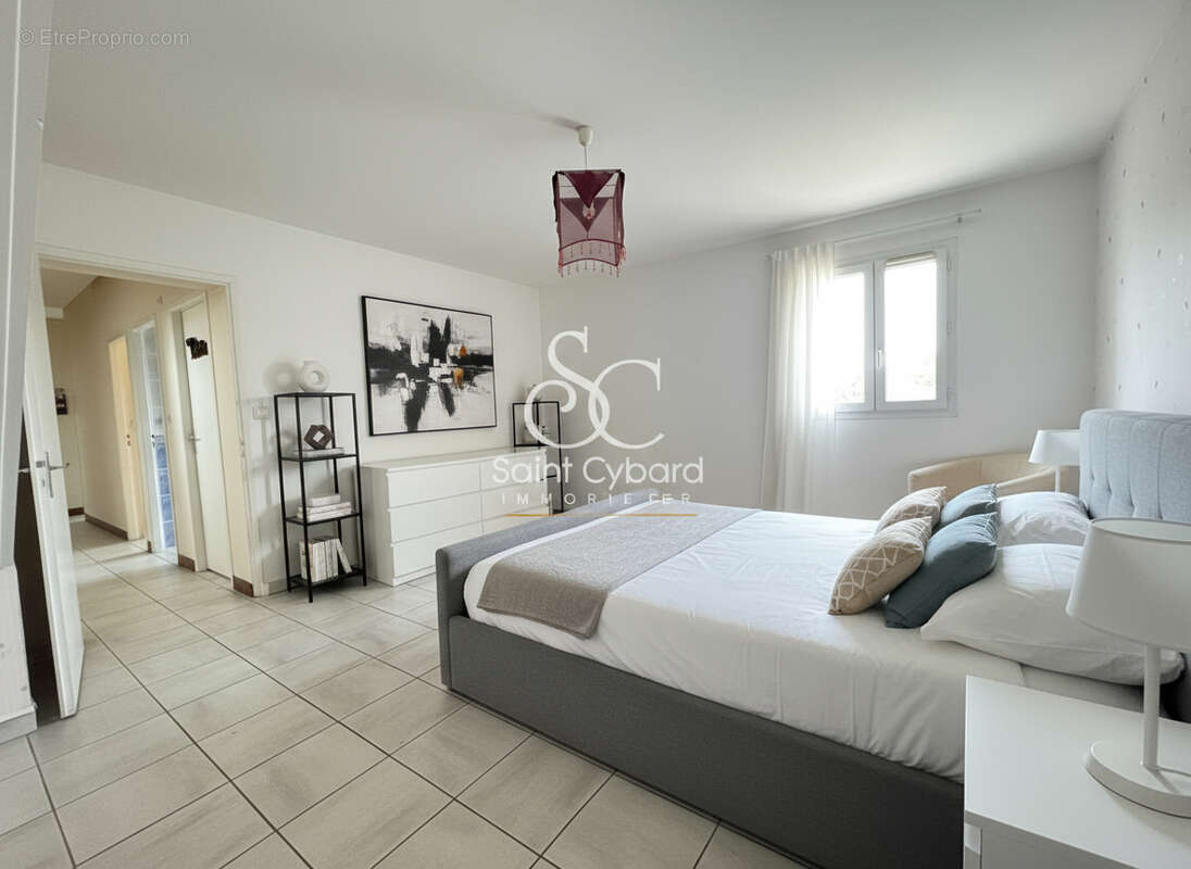 Maison à SAINT-SATURNIN