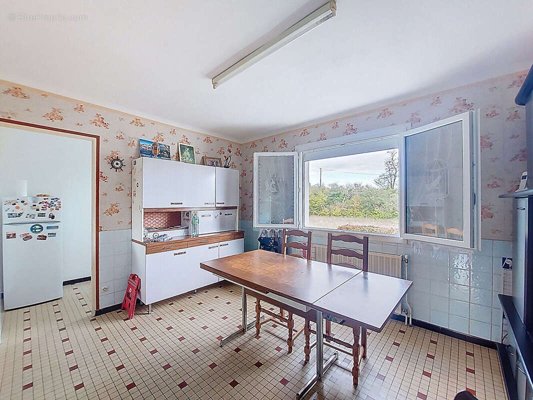 Maison à SAINTE-LUCE-SUR-LOIRE